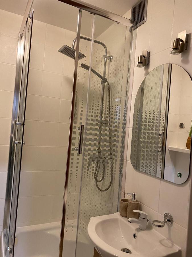 Apartament Sloneczny ชวีโนวิชแจ ภายนอก รูปภาพ