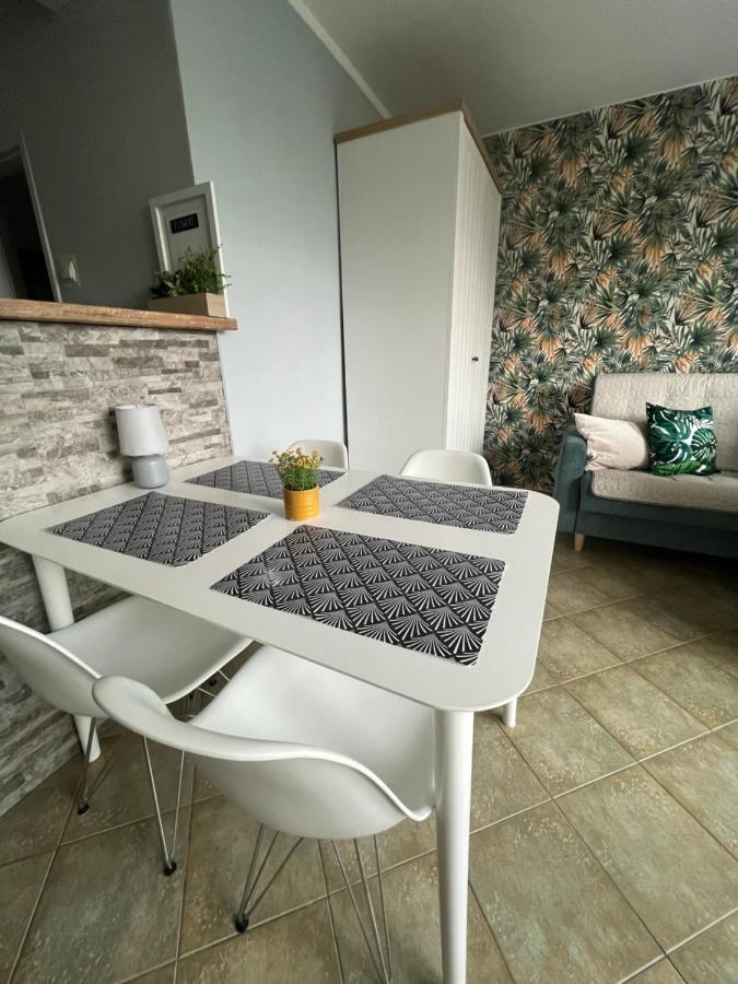 Apartament Sloneczny ชวีโนวิชแจ ภายนอก รูปภาพ